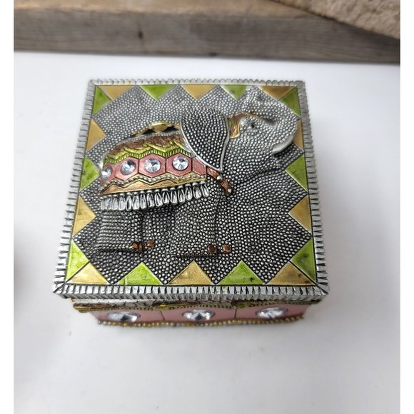 Elephant Trinket Box Raised Design Rhinestones Trunk up - Picture 8 of 8